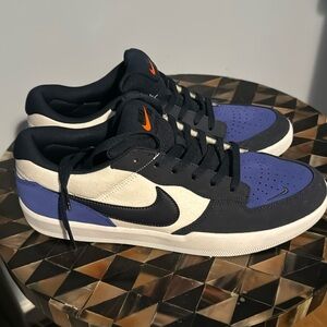 Nike SB Force 58. Never worn.